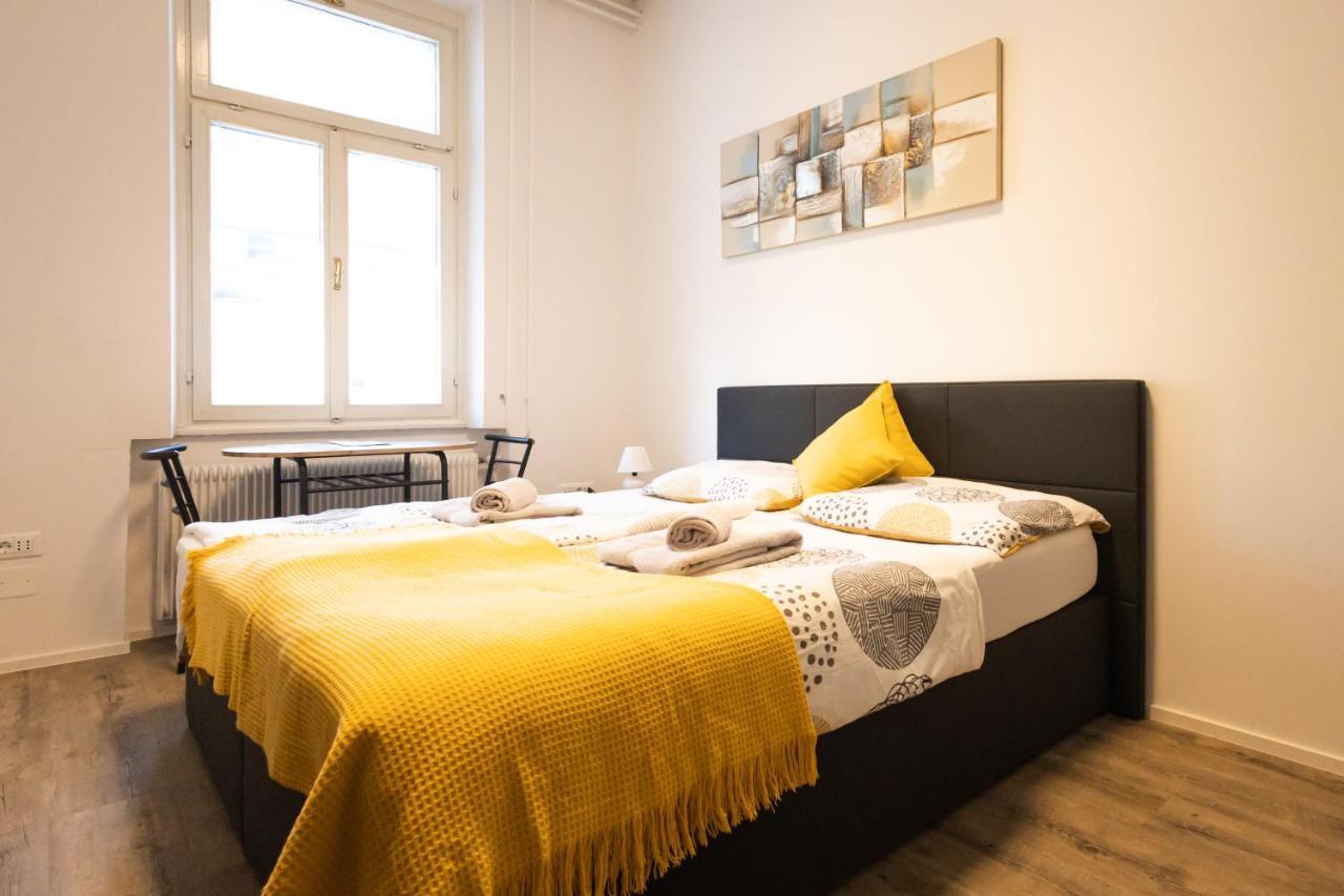 Epicenter - Rooms & Terrace Ljubljana Buitenkant foto